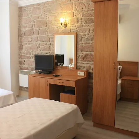 Pietra Butik Otel Ayvalı